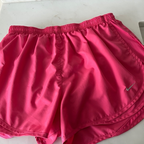 Nike Dri Fit Tempo Mid Rise Running Shorts Brief Lined in Pink - Picture 6 of 6